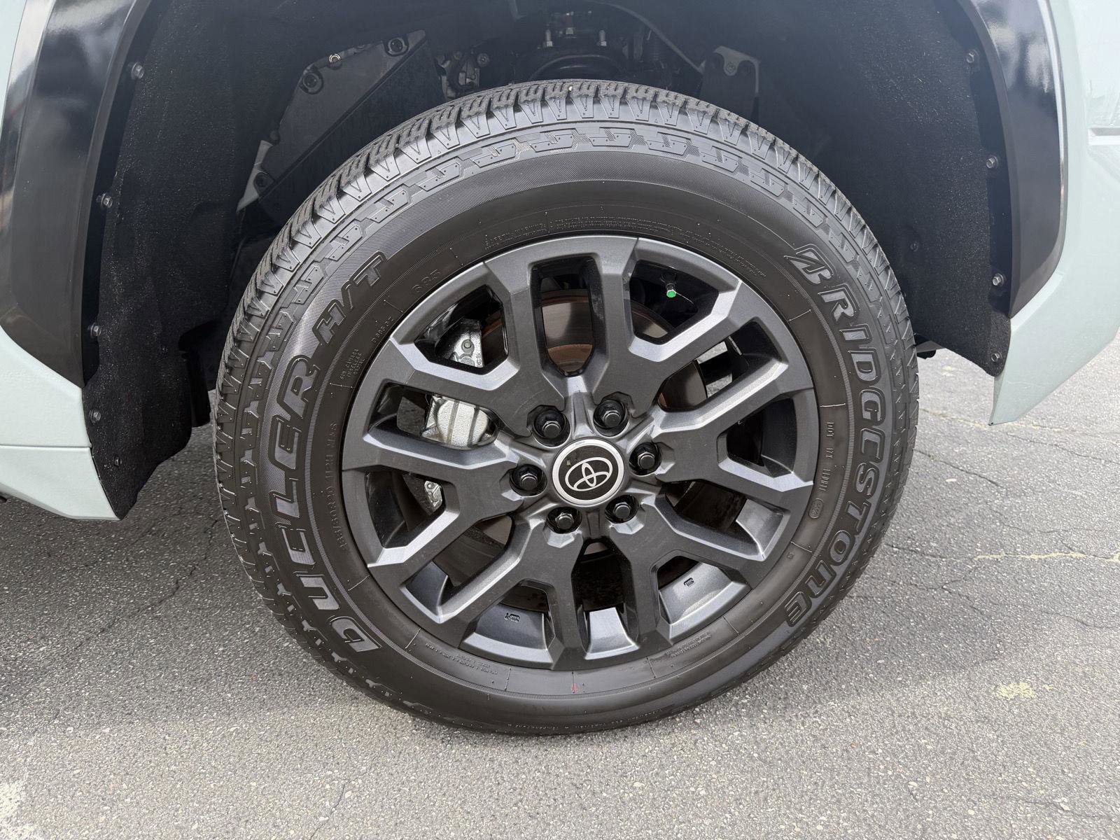 Used 2024 Toyota Tundra Platinum image 9