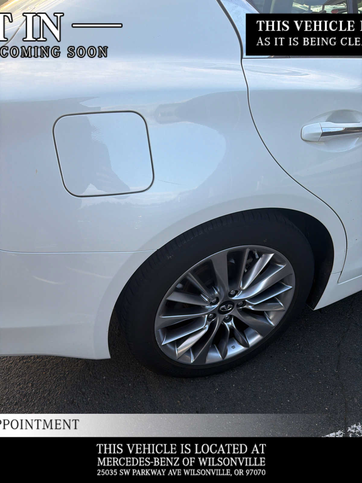 Used 2018 INFINITI Q50 Luxe w/ Sensory Package (Luxe) AWD/4WD image 8