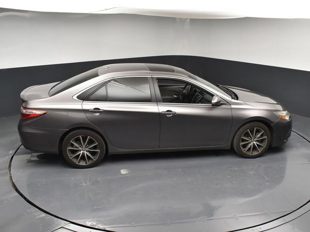 Used 2017 Toyota Camry XSE w/ Moonroof Package FWD image 49