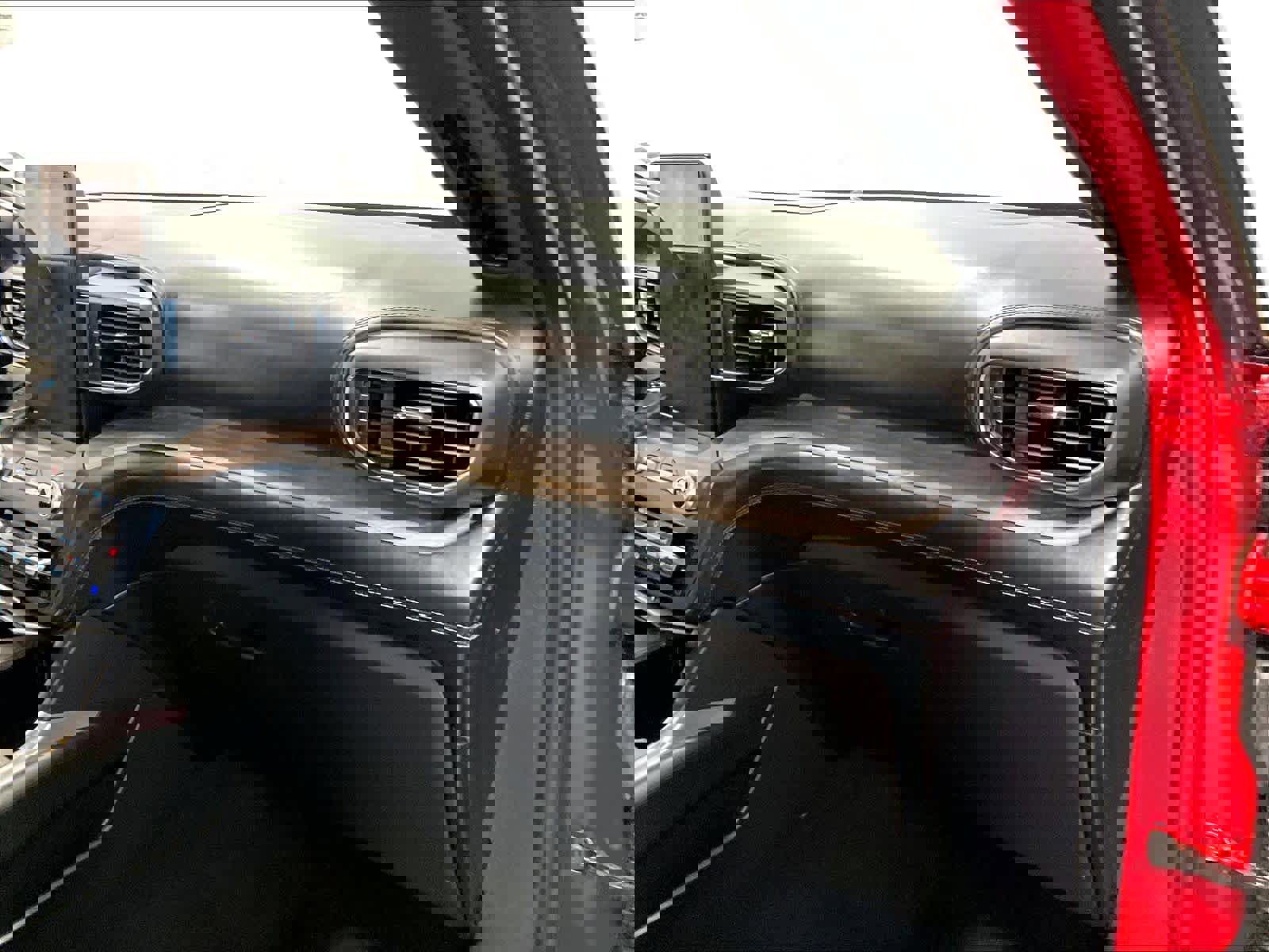 Used 2020 Ford Explorer Platinum w/ Premium Technology Package image 13