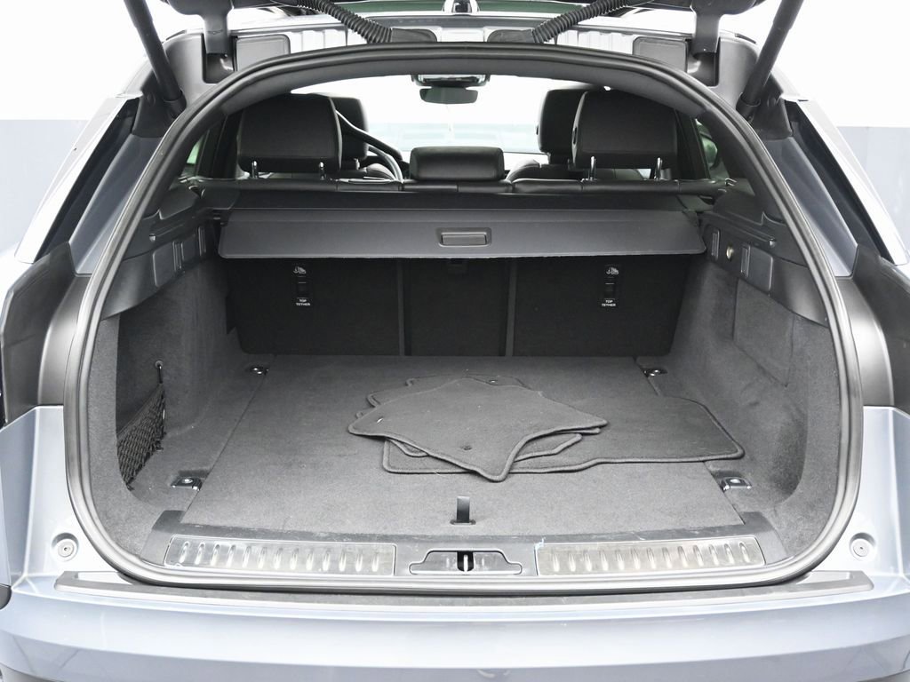 Used 2025 Land Rover Range Rover Velar S image 14