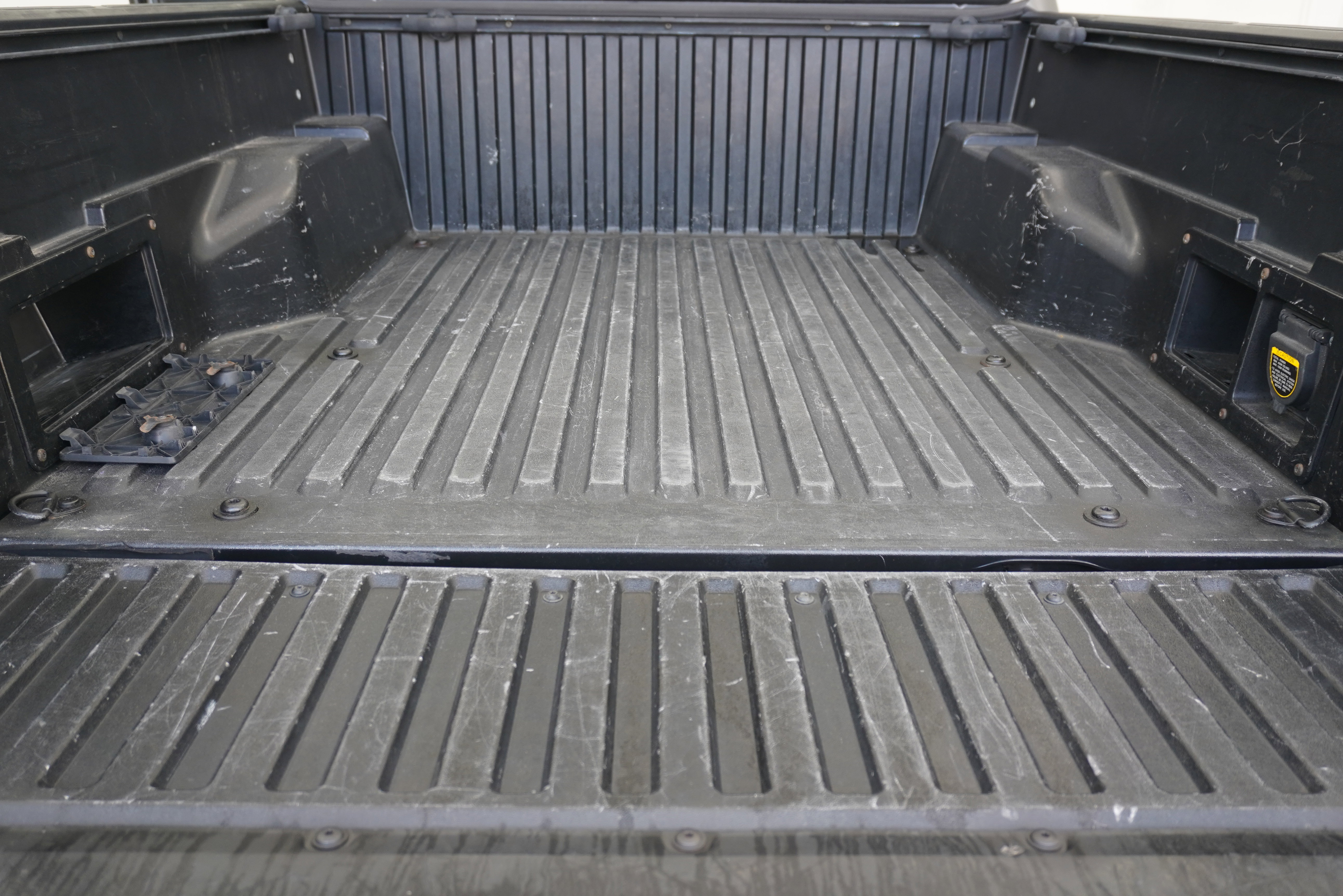 Used 2014 Toyota Tacoma PreRunner w/ TRD Sport Package RWD image 16