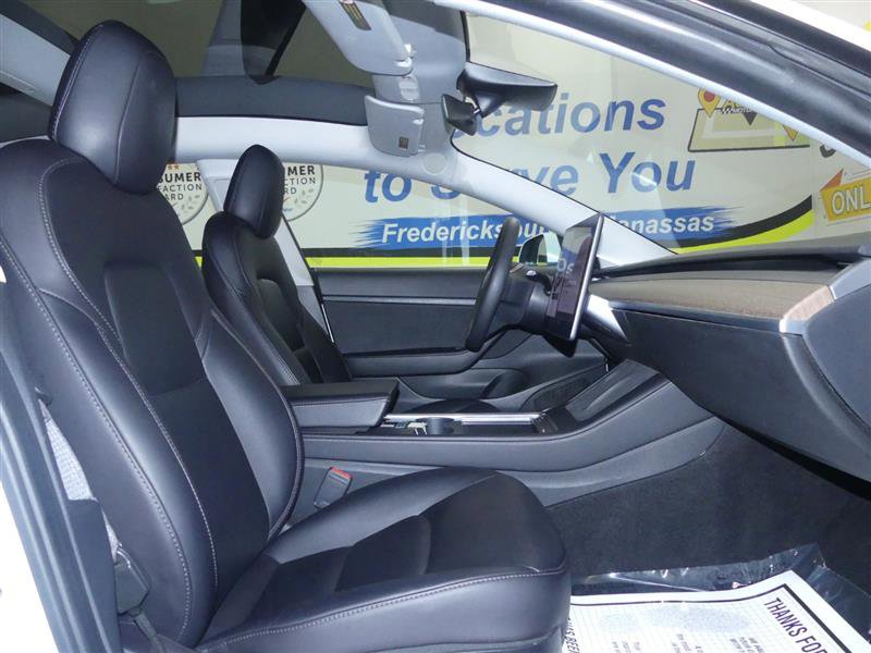 Used 2021 Tesla Model 3 Standard Range Plus image 7