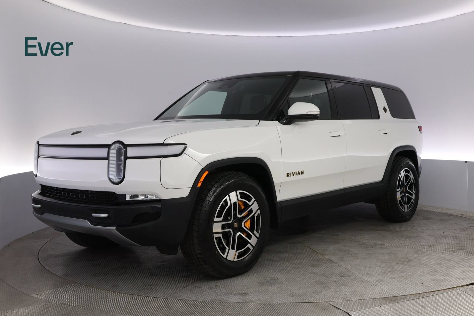 Used 2023 Rivian R1S Adventure AWD/4WD image 2