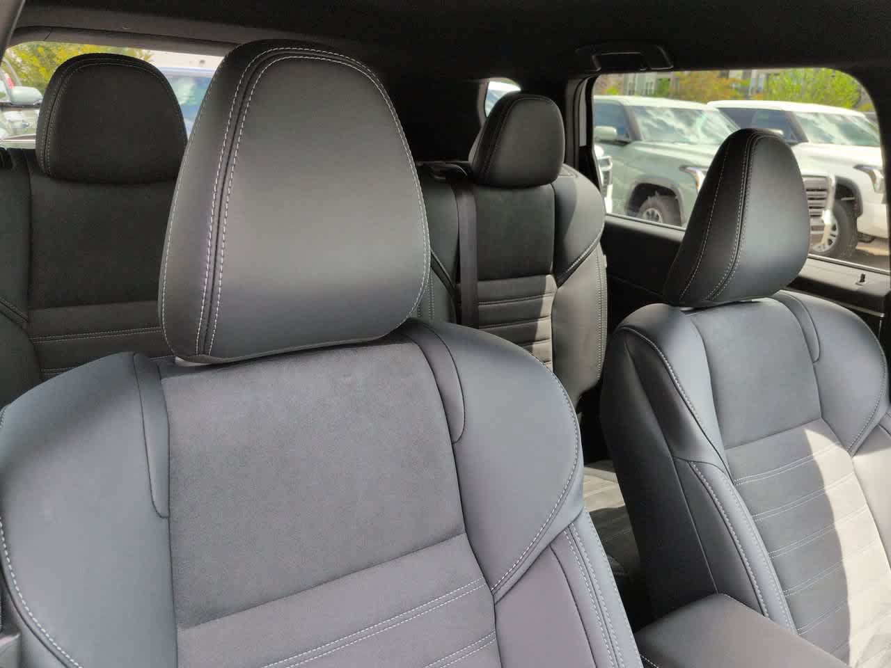 Used 2026 Mitsubishi Outlander SE FWD image 7