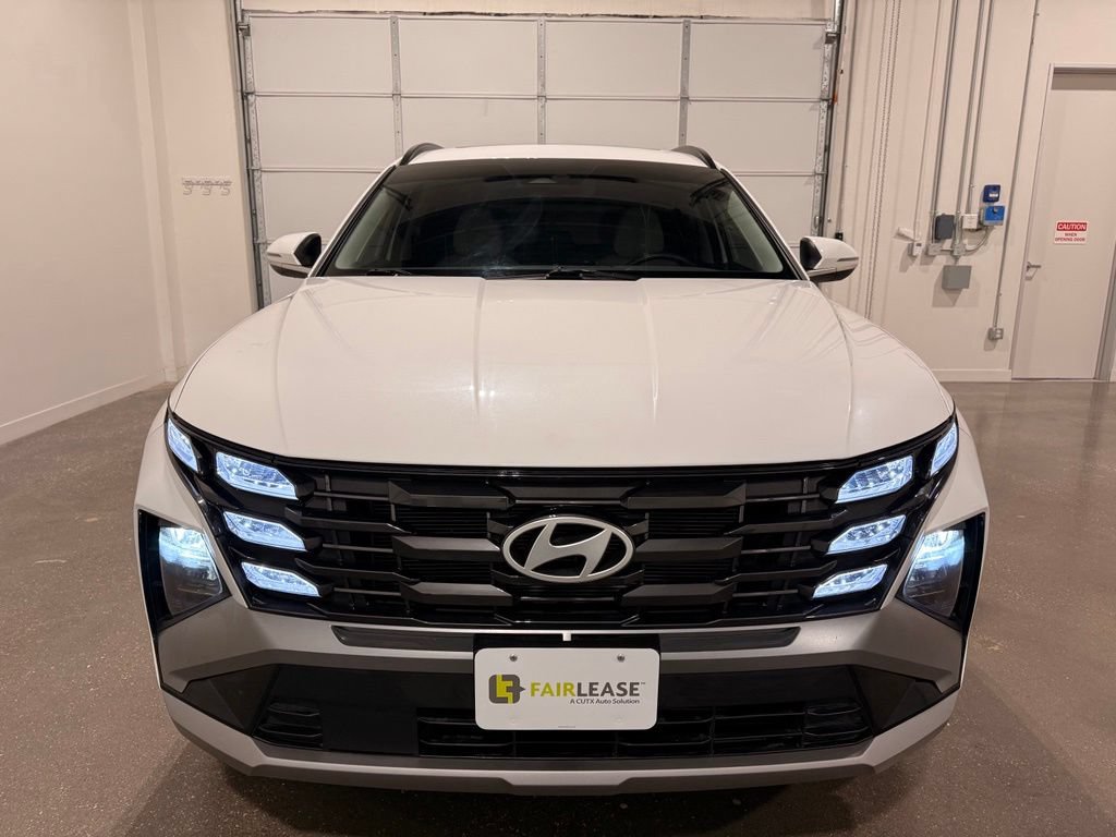 Used 2025 Hyundai Tucson SEL FWD image 2