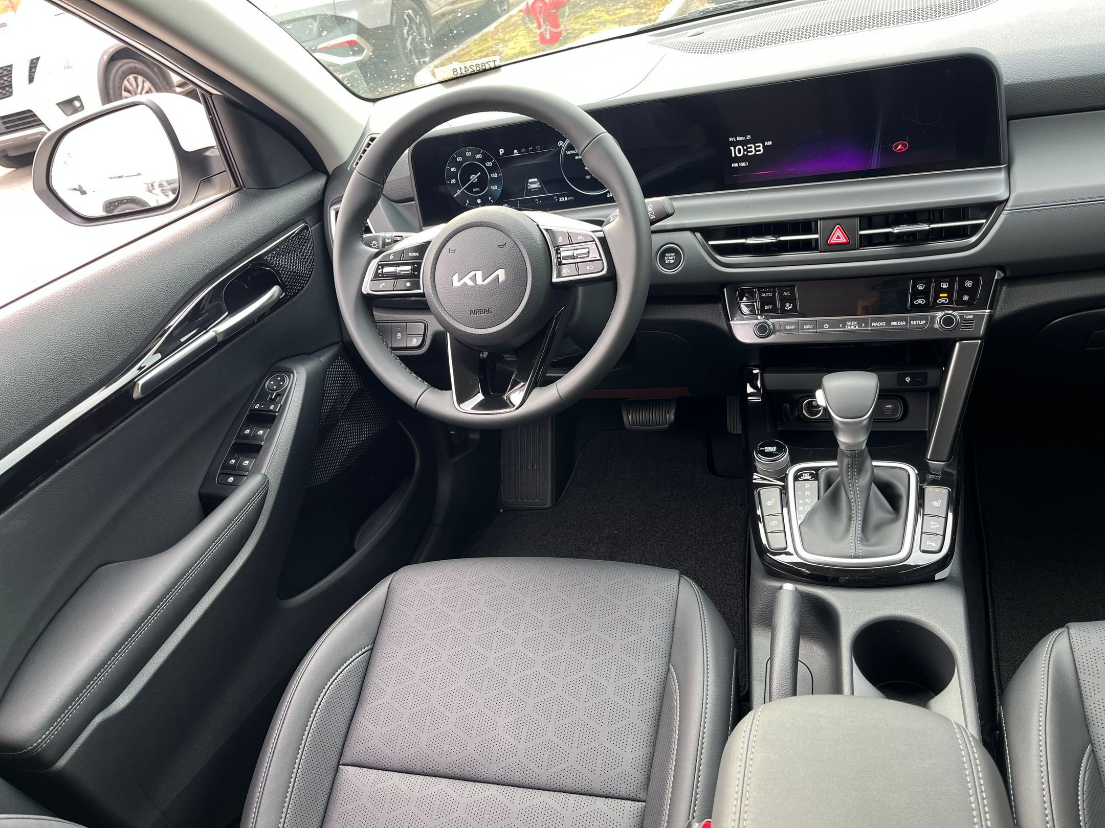 New 2026 Kia Seltos EX image 13