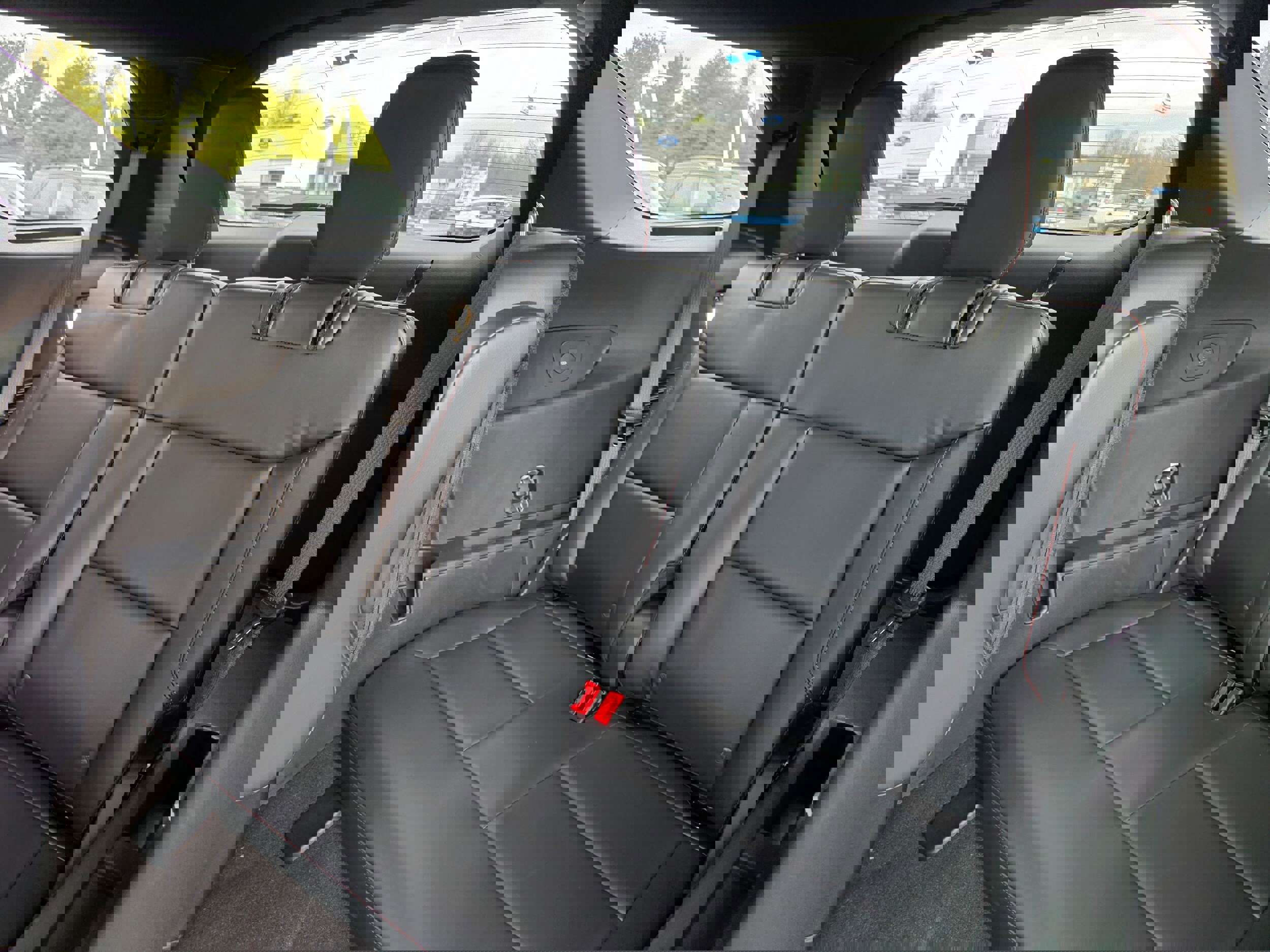 New 2026 Ford Explorer ST-Line w/ ST-Line Street Pack image 10