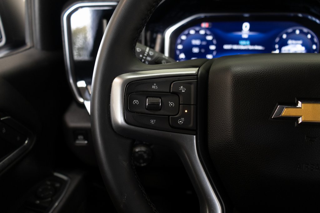 Used 2025 Chevrolet Silverado 1500 LT RWD image 26