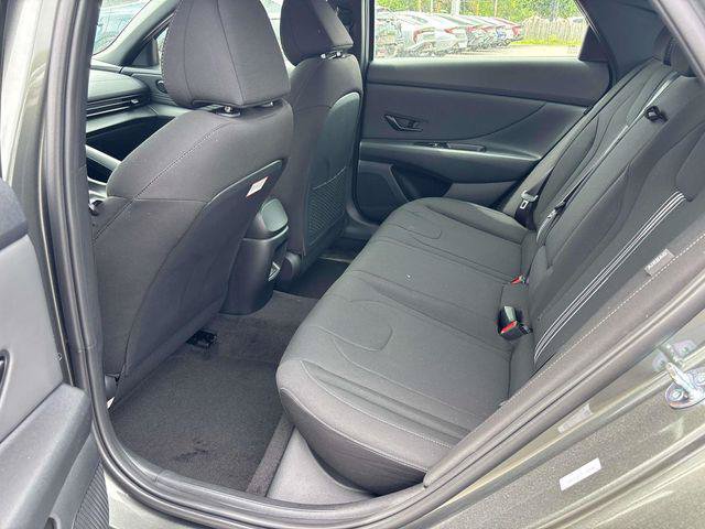 New 2026 Hyundai Elantra SEL Sport Premium FWD image 5