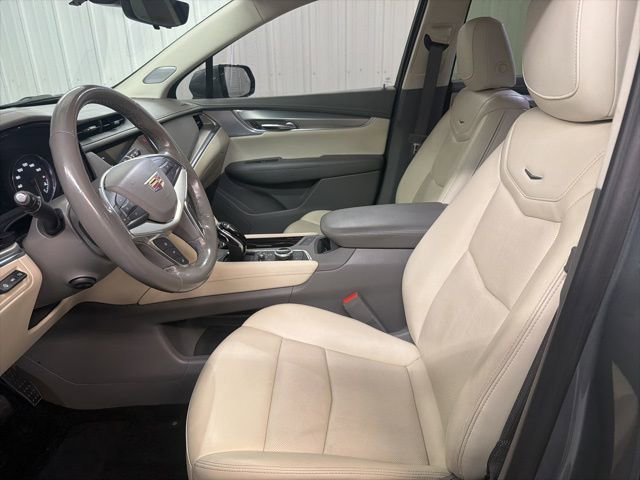 Used 2023 Cadillac XT5 Premium Luxury w/ Technology Package image 13