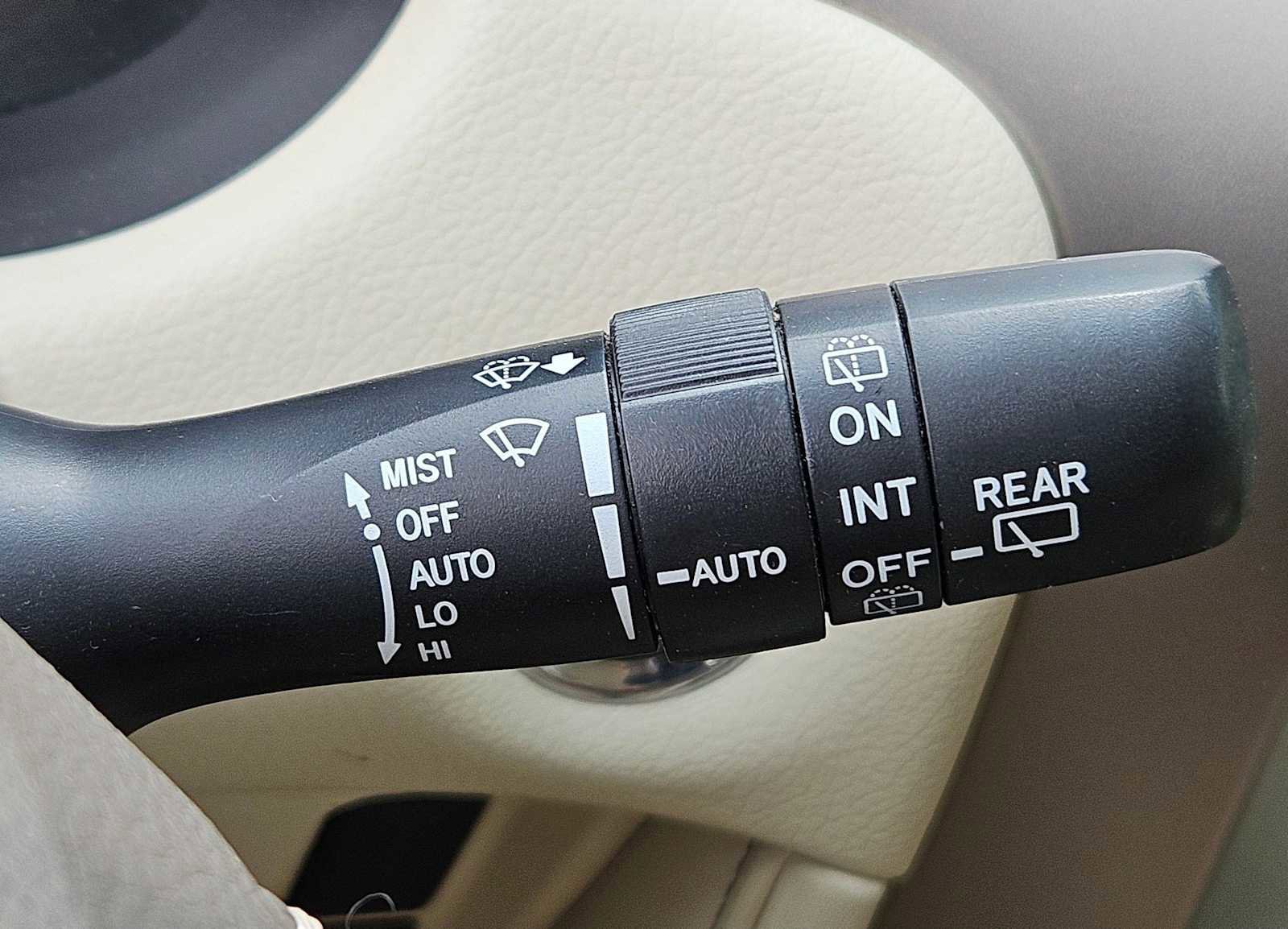 Used 2019 Lexus GX 460 Premium w/ Premium Package AWD/4WD image 19