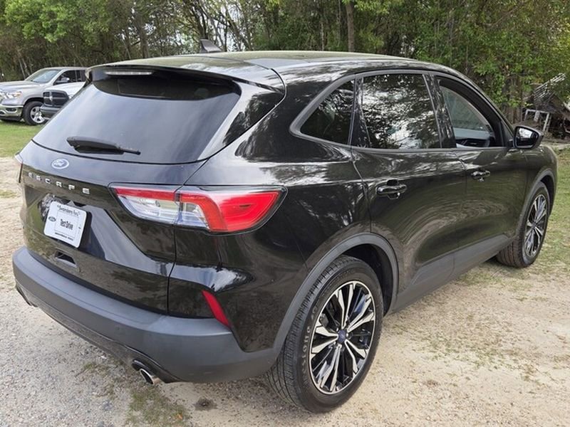 Certified 2021 Ford Escape SE w/ SE Sport Appearance Package FWD image 13