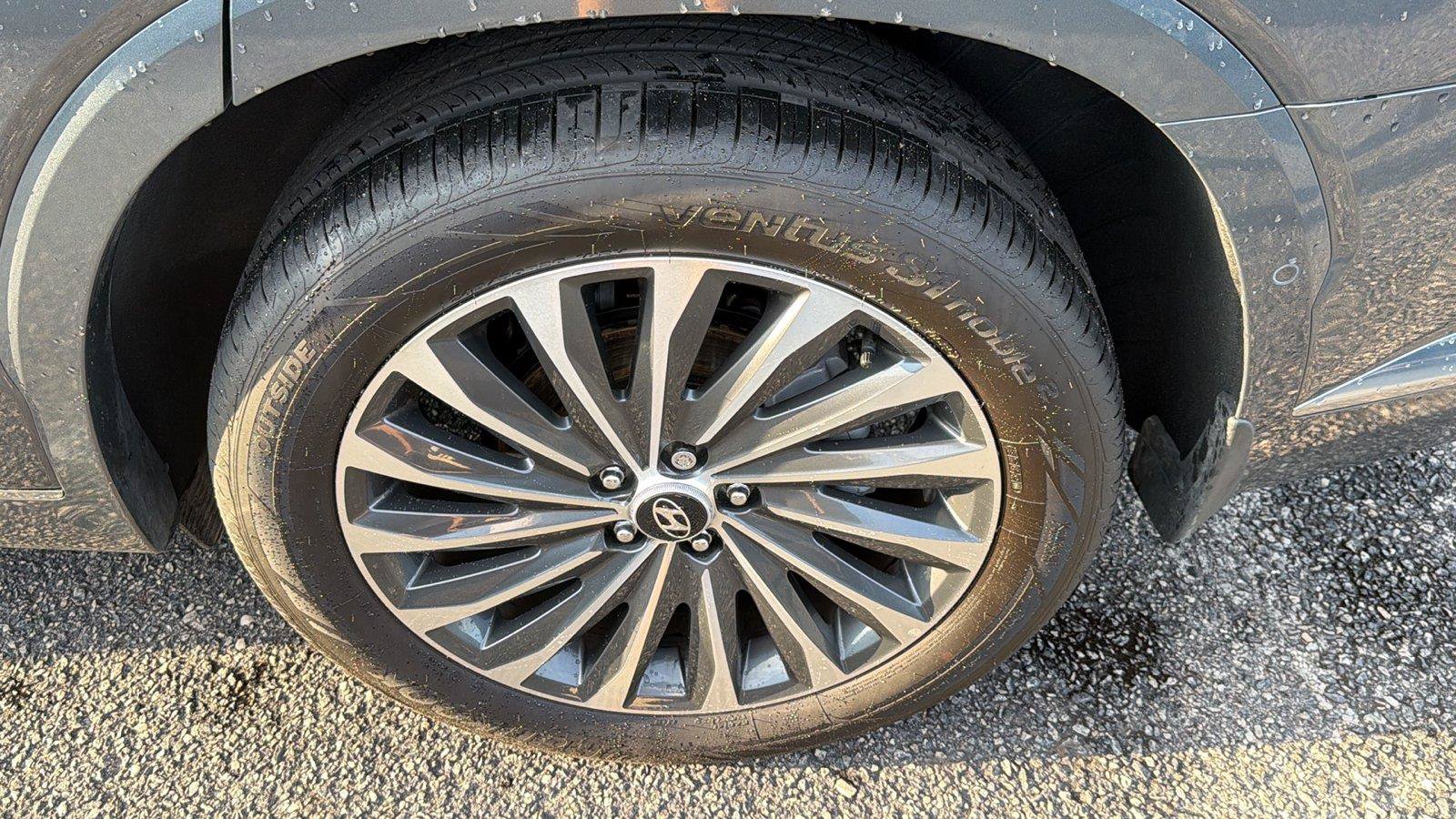 Used 2025 Hyundai Palisade Calligraphy FWD image 12