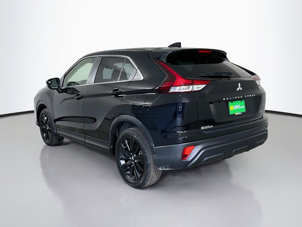 Used 2024 Mitsubishi Eclipse Cross LE AWD/4WD image 7