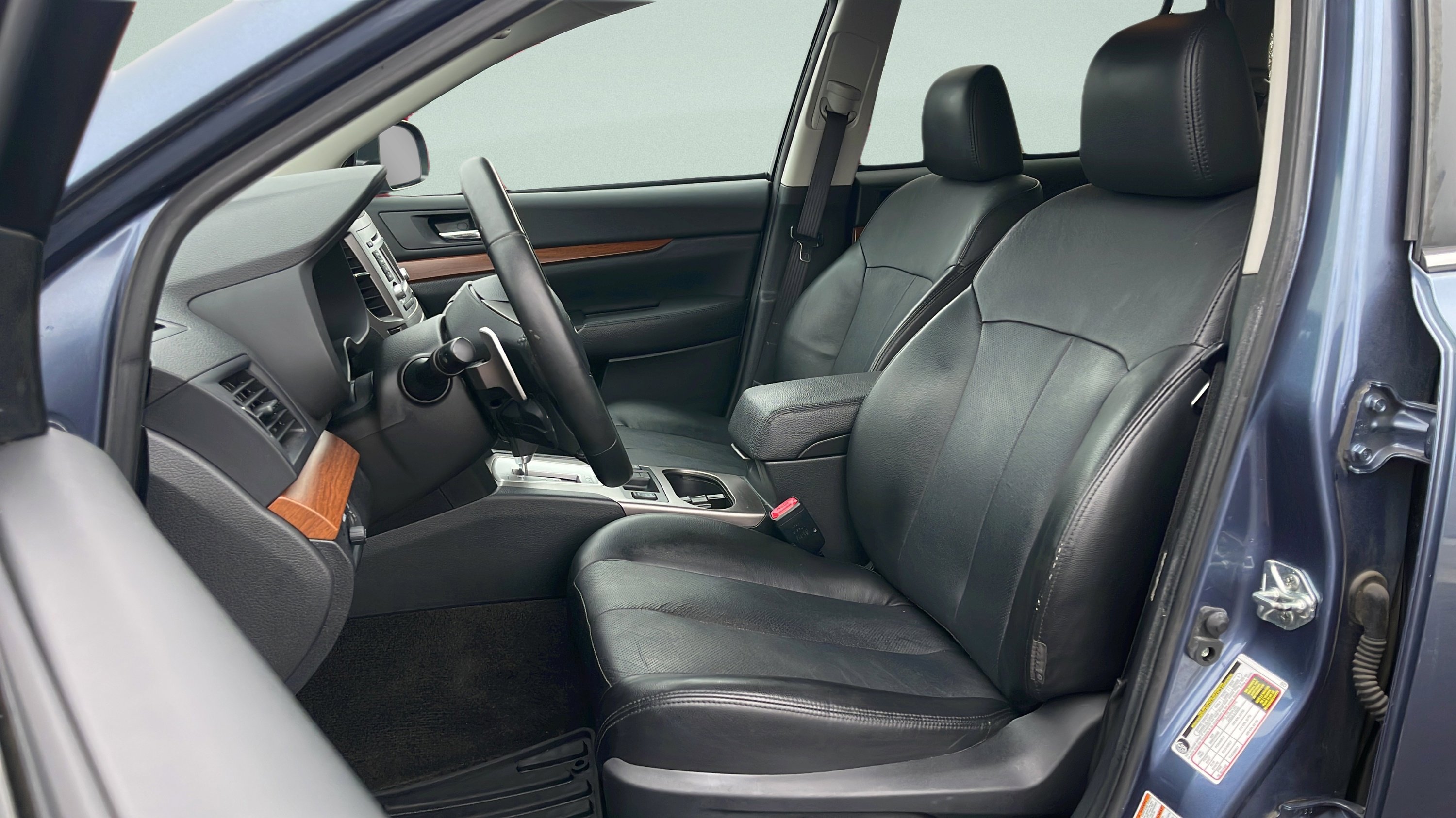 Used 2013 Subaru Outback 2.5i Limited image 37