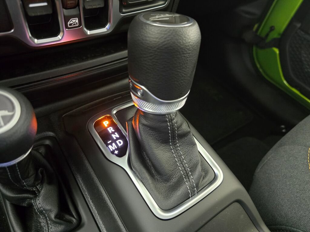 New 2025 Jeep Gladiator Sport image 32