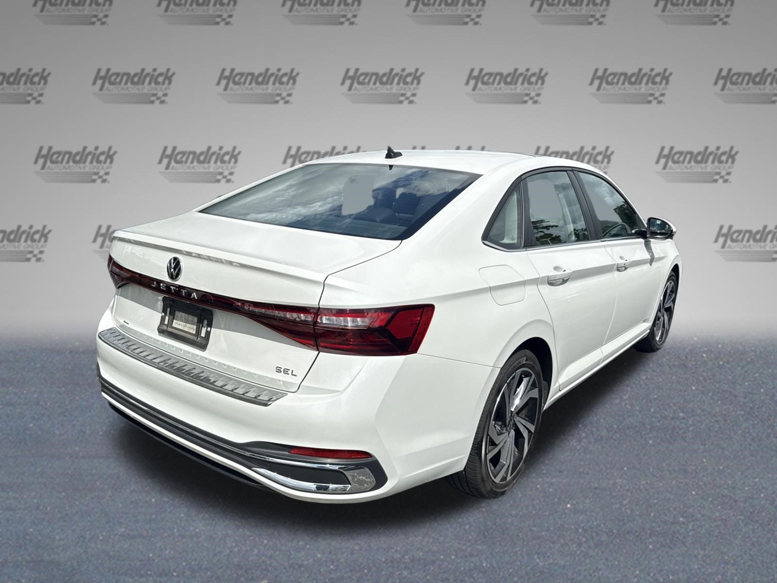 Used 2025 Volkswagen Jetta SEL FWD image 8