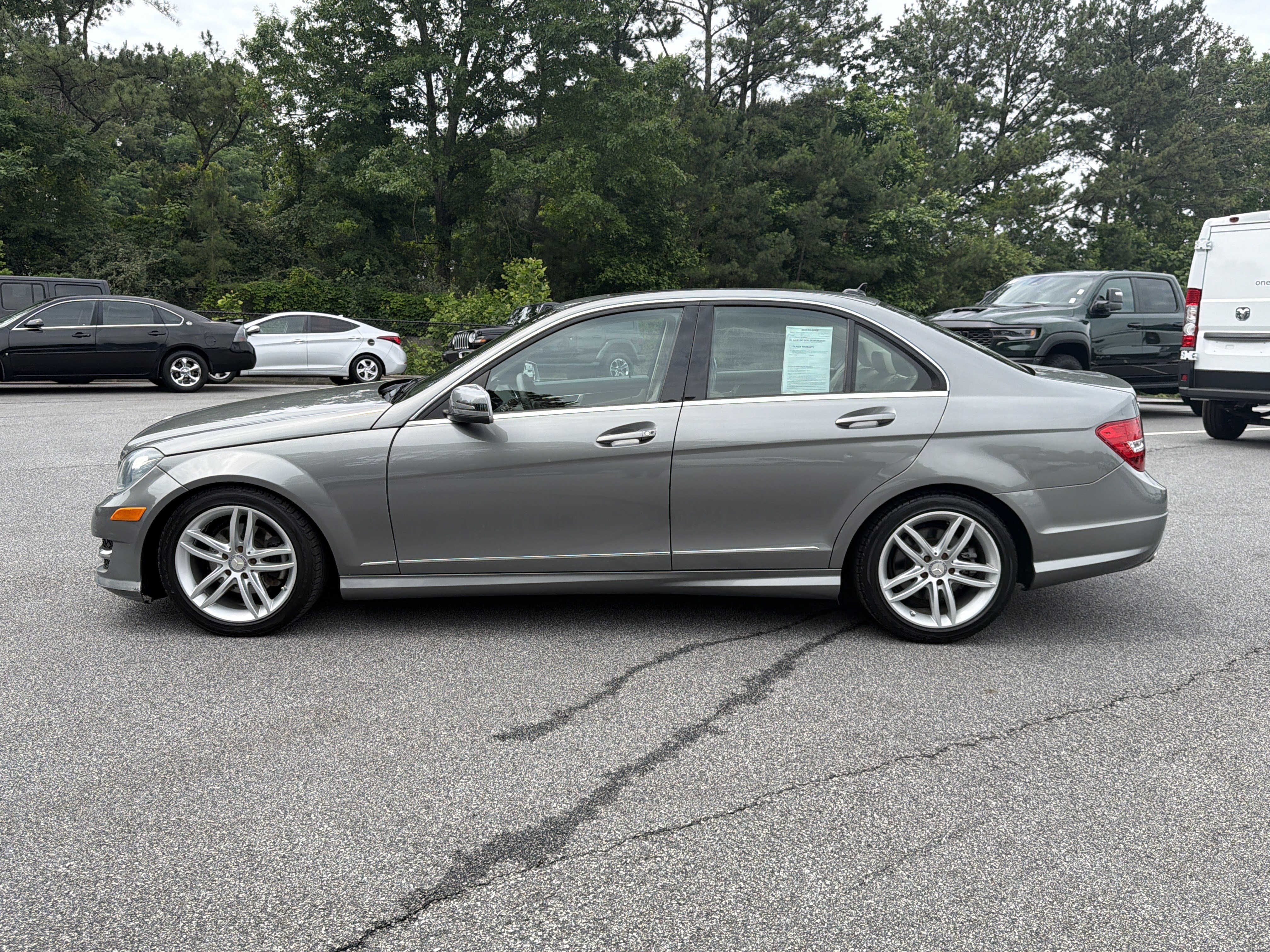 Used 2012 Mercedes-Benz C 300 4MATIC Sedan image 9