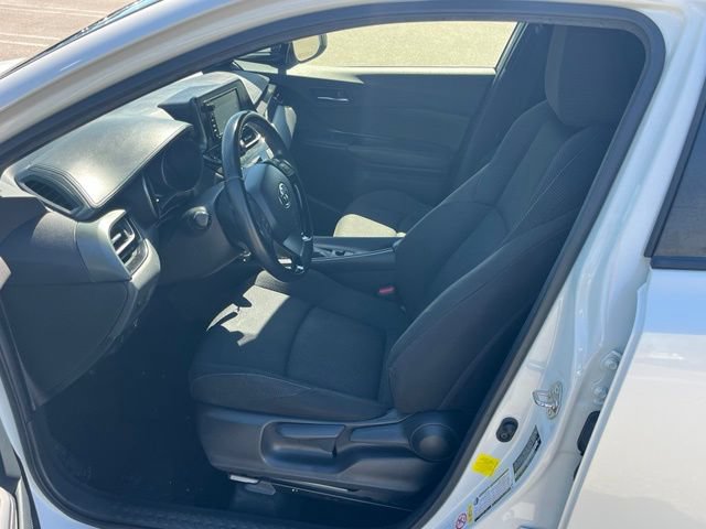 Used 2018 Toyota C-HR XLE FWD image 9