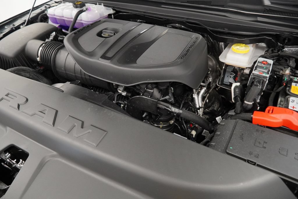 New 2027 RAM 1500 Laramie w/ Laramie Preferred Package AWD/4WD image 38
