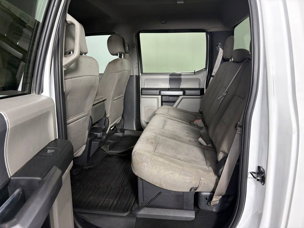 Certified 2019 Ford F250 XLT w/ Snow Plow Prep Package image 28