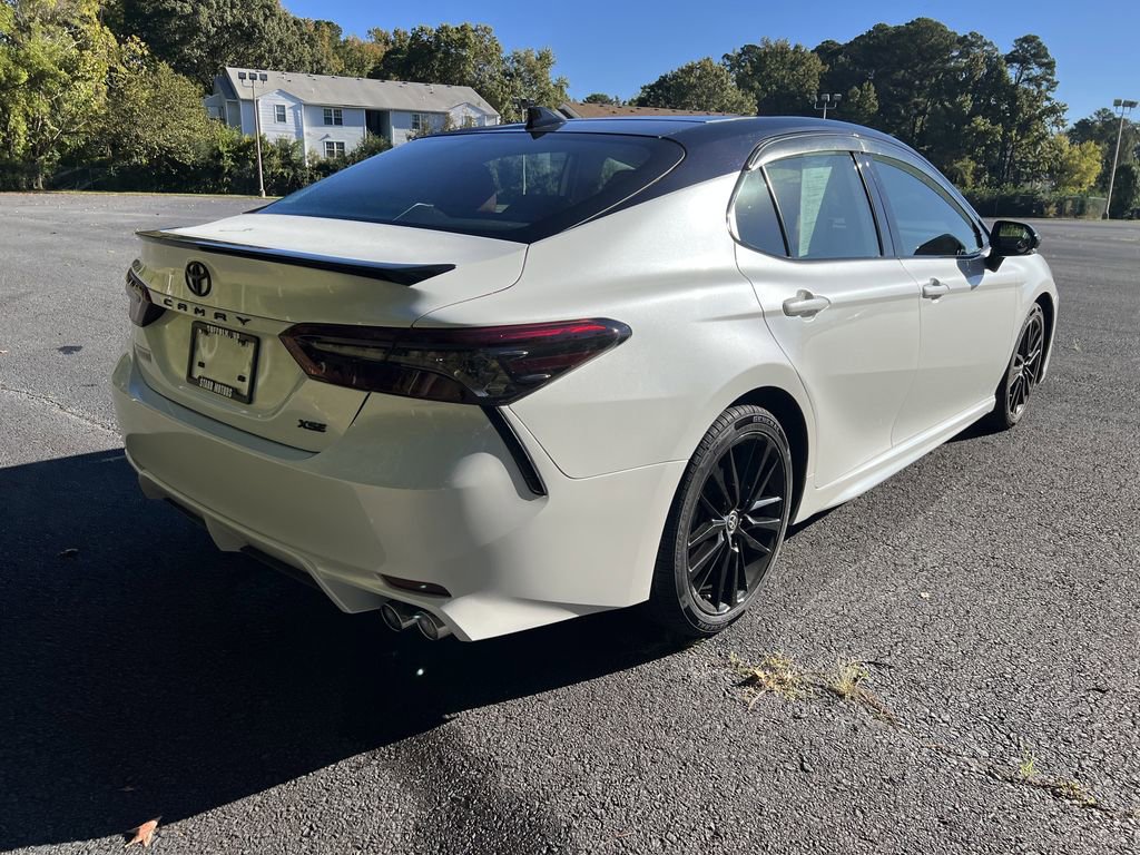 Used 2023 Toyota Camry XSE image 3