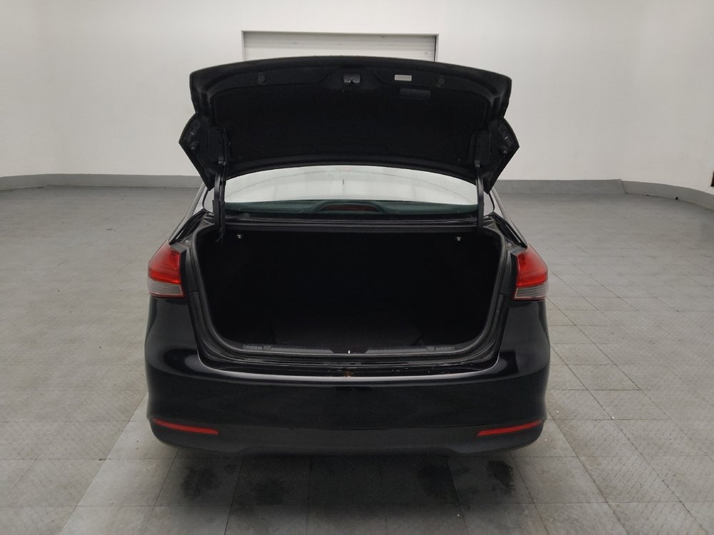 Used 2017 Kia Forte LX image 29