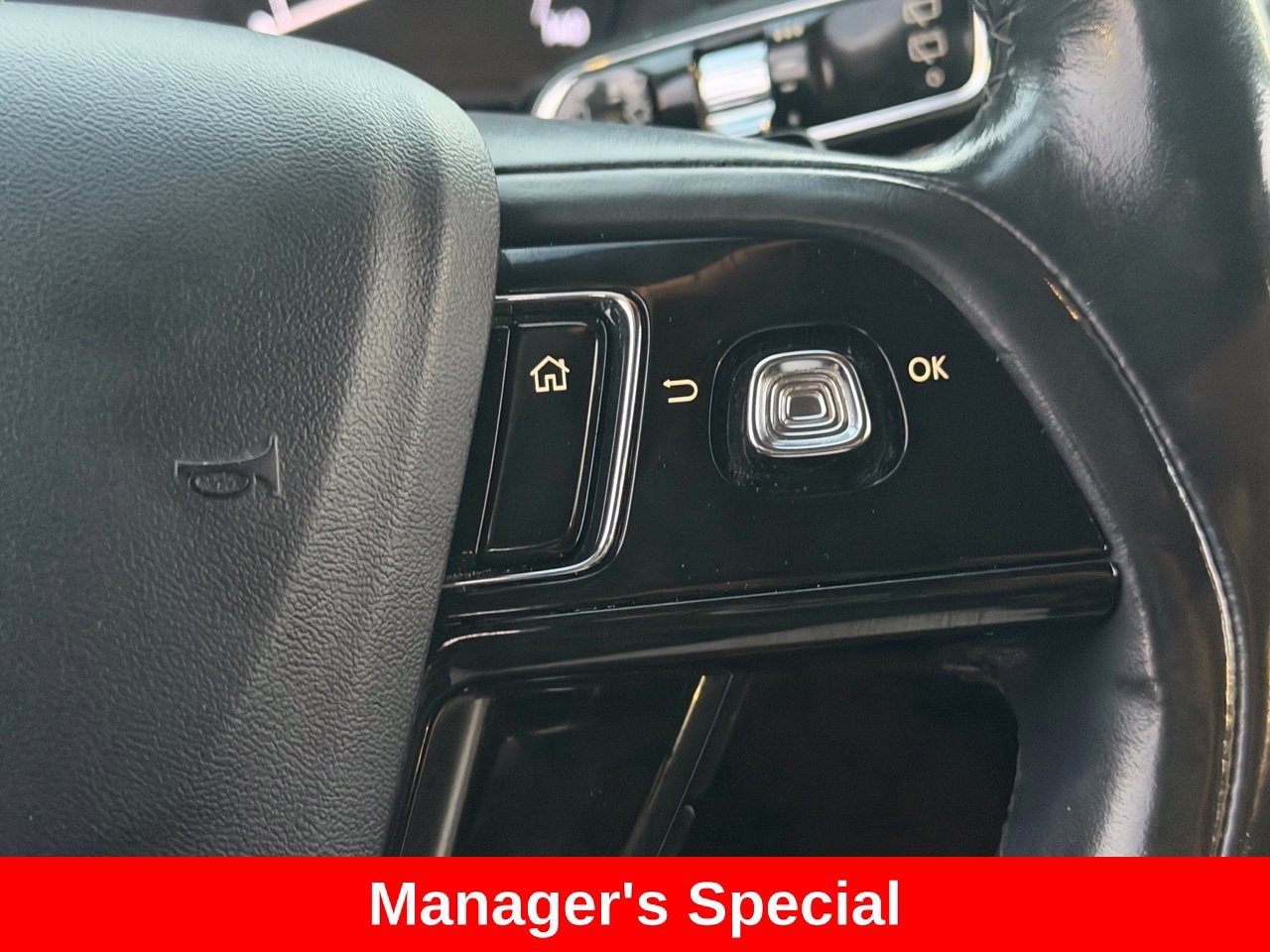 Used 2021 Lincoln Corsair FWD w/ Equipment Group 101A image 17