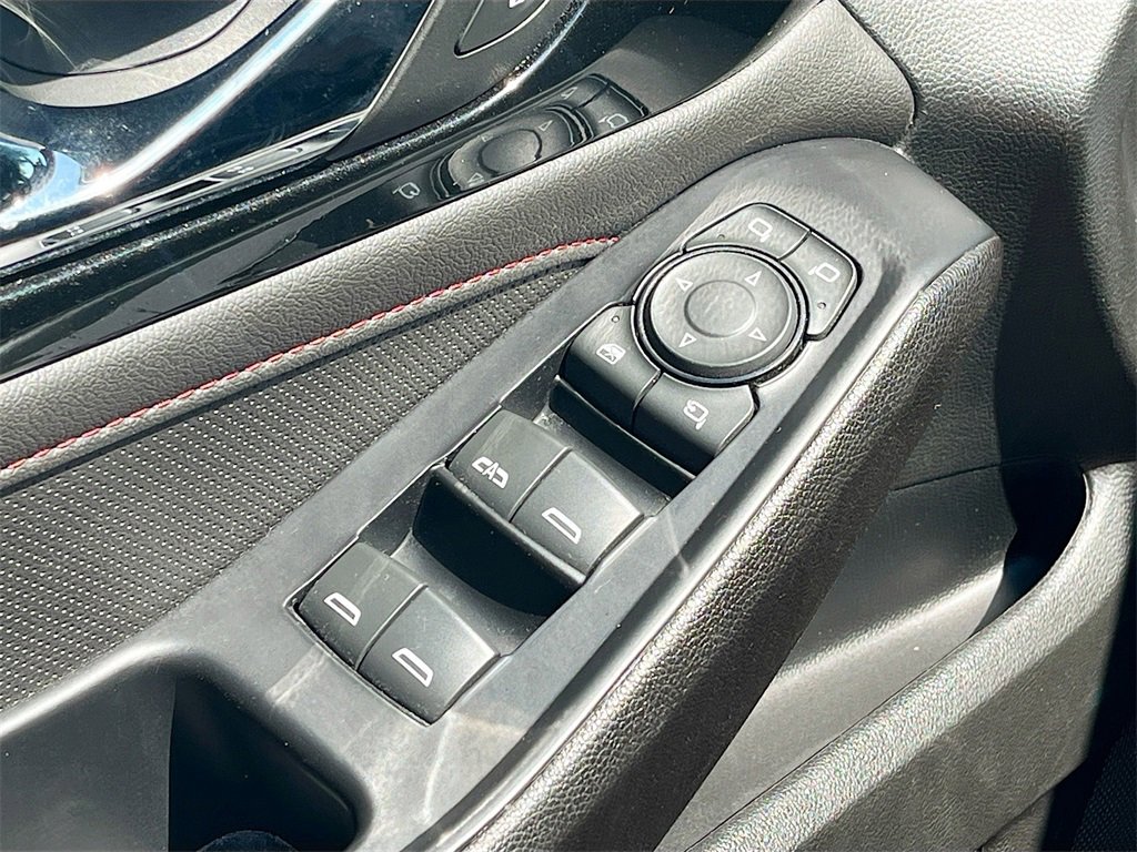 Used 2023 Chevrolet Traverse RS image 18