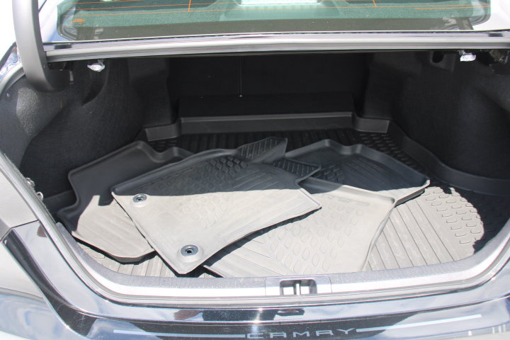 Certified 2024 Toyota Camry LE FWD image 15