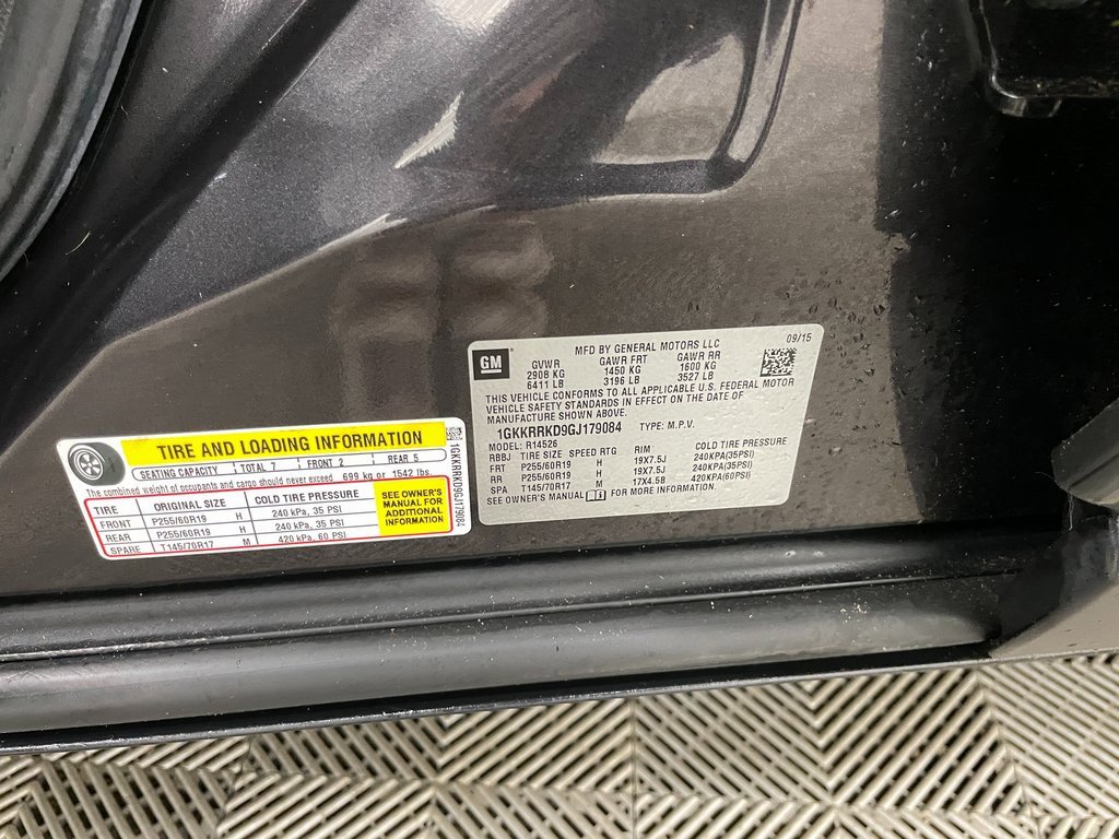 Used 2016 GMC Acadia SLT w/ Open Road Package image 35