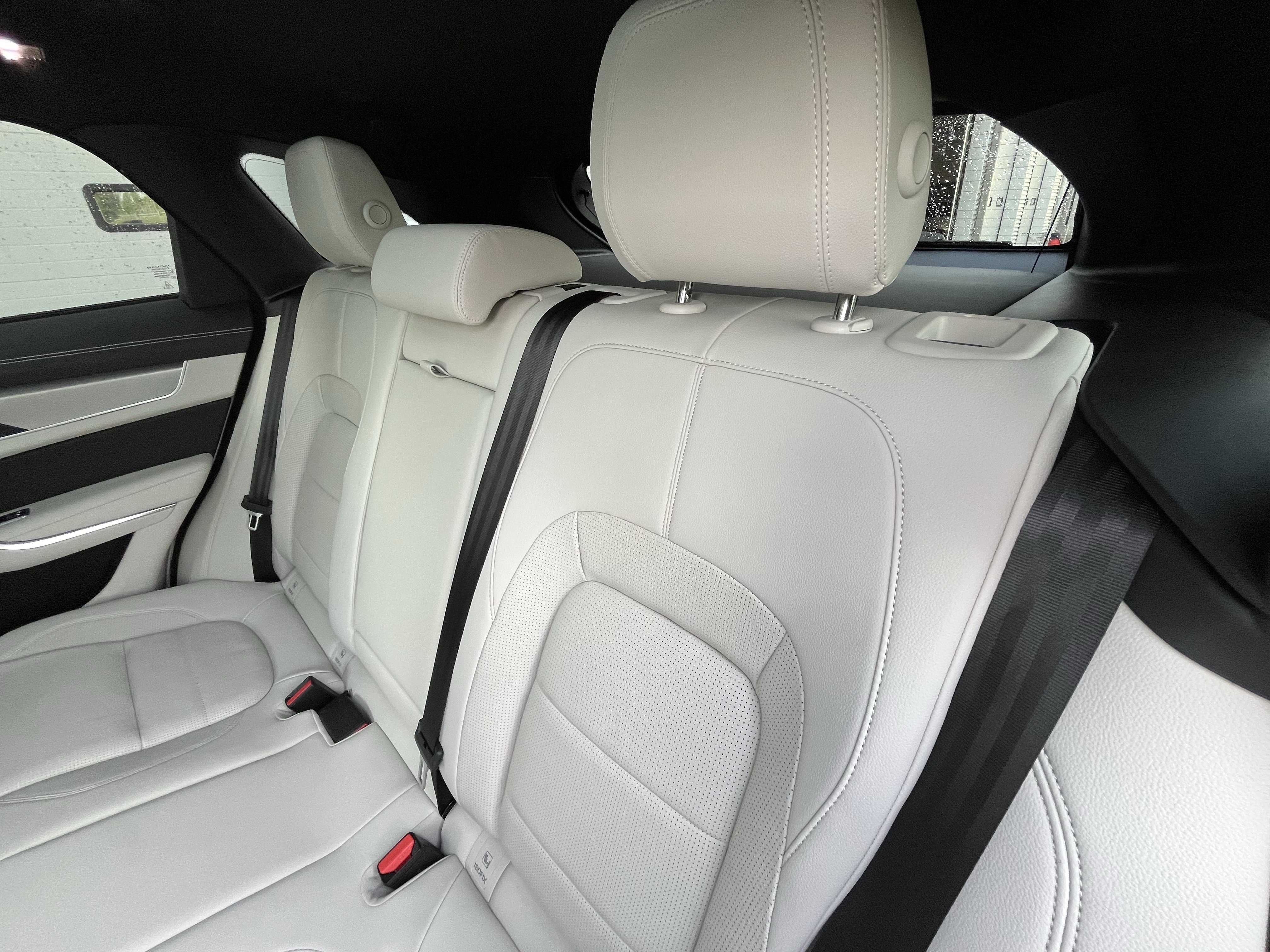Used 2025 Jaguar F-PACE R-Dynamic S image 30