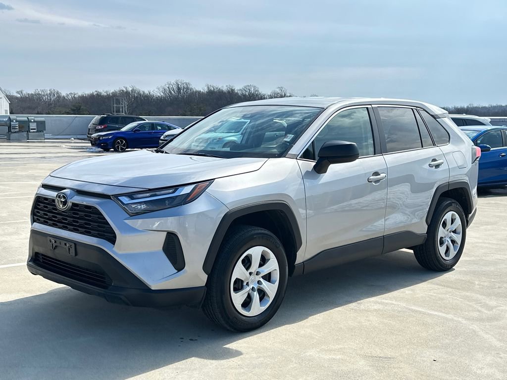Used 2024 Toyota RAV4 LE image 2