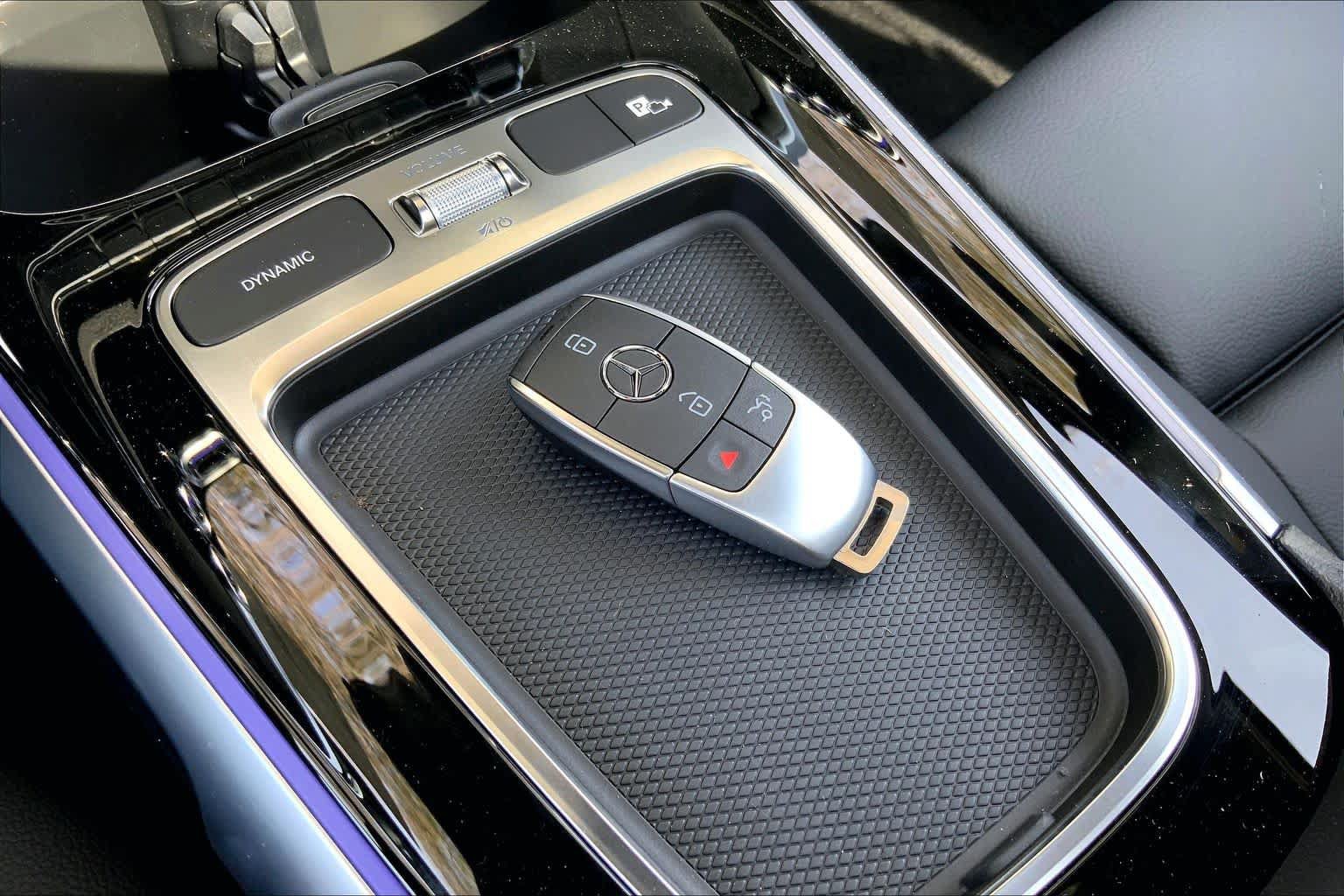 New 2026 Mercedes-Benz GLB 250 4MATIC image 21