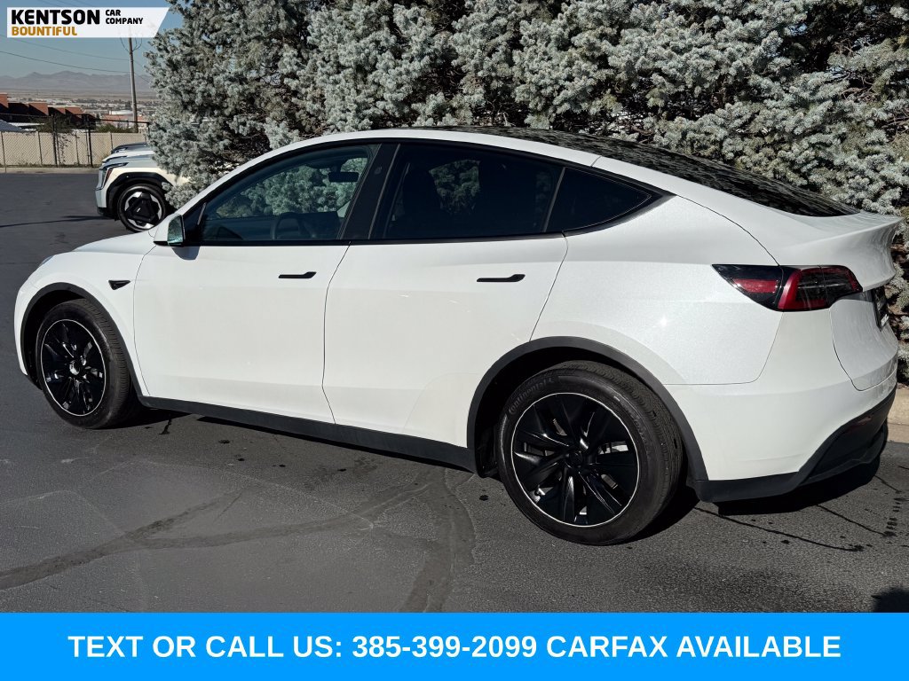 Used 2023 Tesla Model Y Long Range AWD/4WD image 5