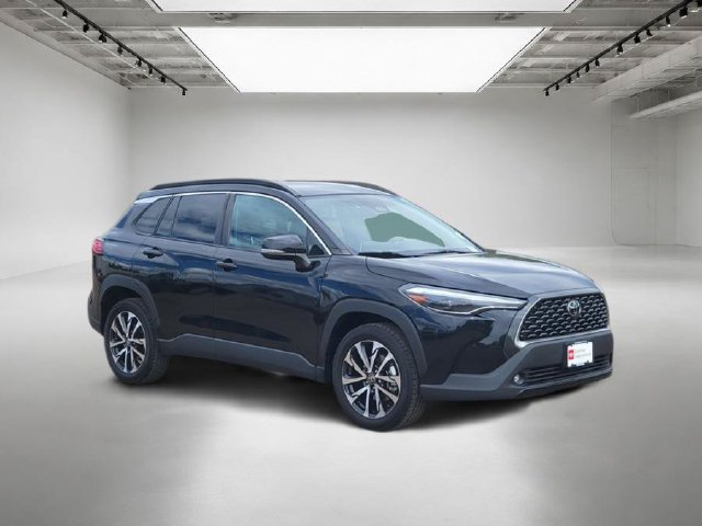 Used 2024 Toyota Corolla Cross XLE AWD/4WD image 8
