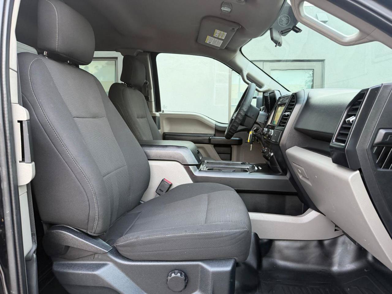 Used 2017 Ford F150 XL w/ Equipment Group 101A Mid RWD image 22