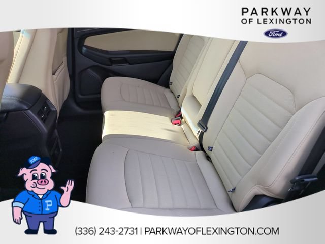 Used 2016 Ford Edge SE FWD image 27