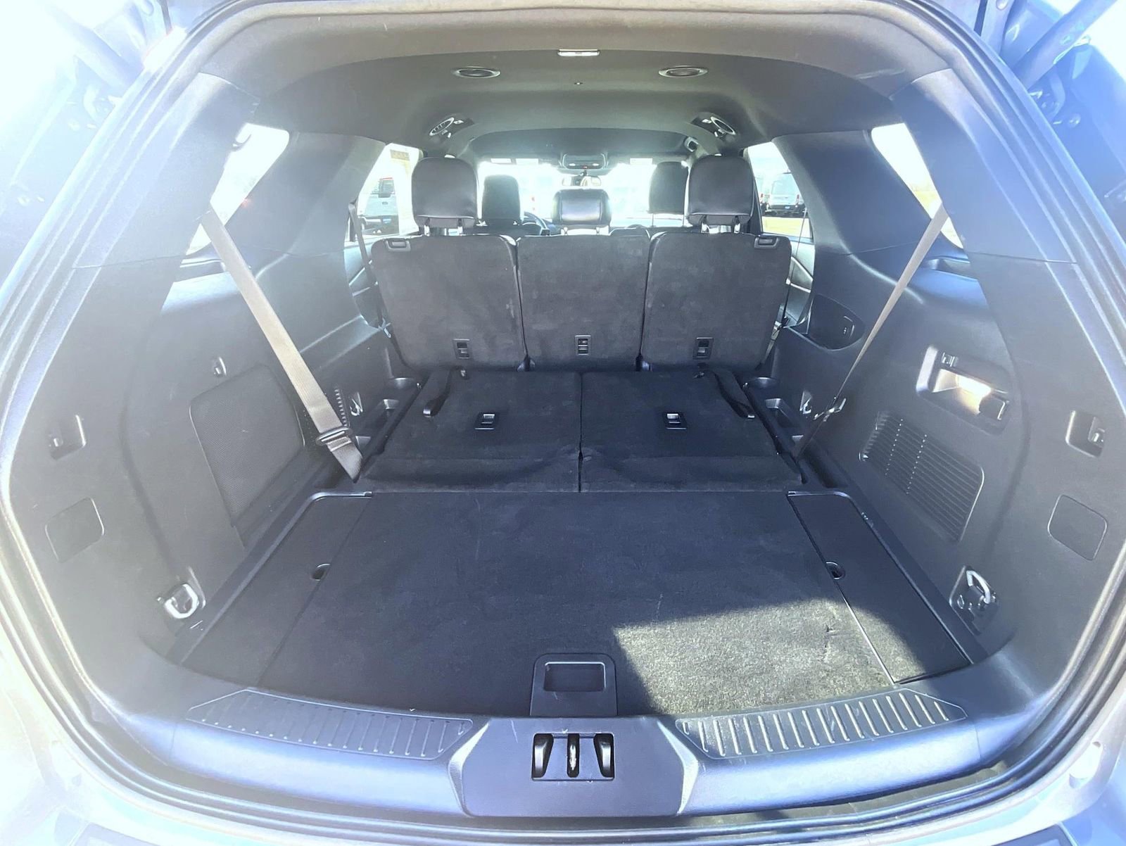 Used 2025 Ford Explorer ST-Line w/ ST-Line Street Pack image 26