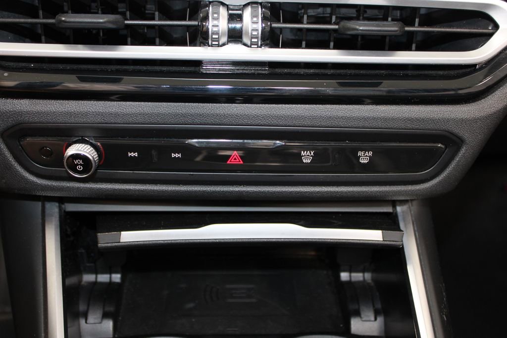 Used 2024 BMW 430i Convertible image 40