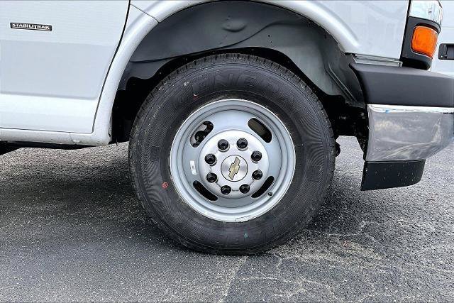 New 2025 Chevrolet Express 3500 w/ Power Convenience Package RWD image 9