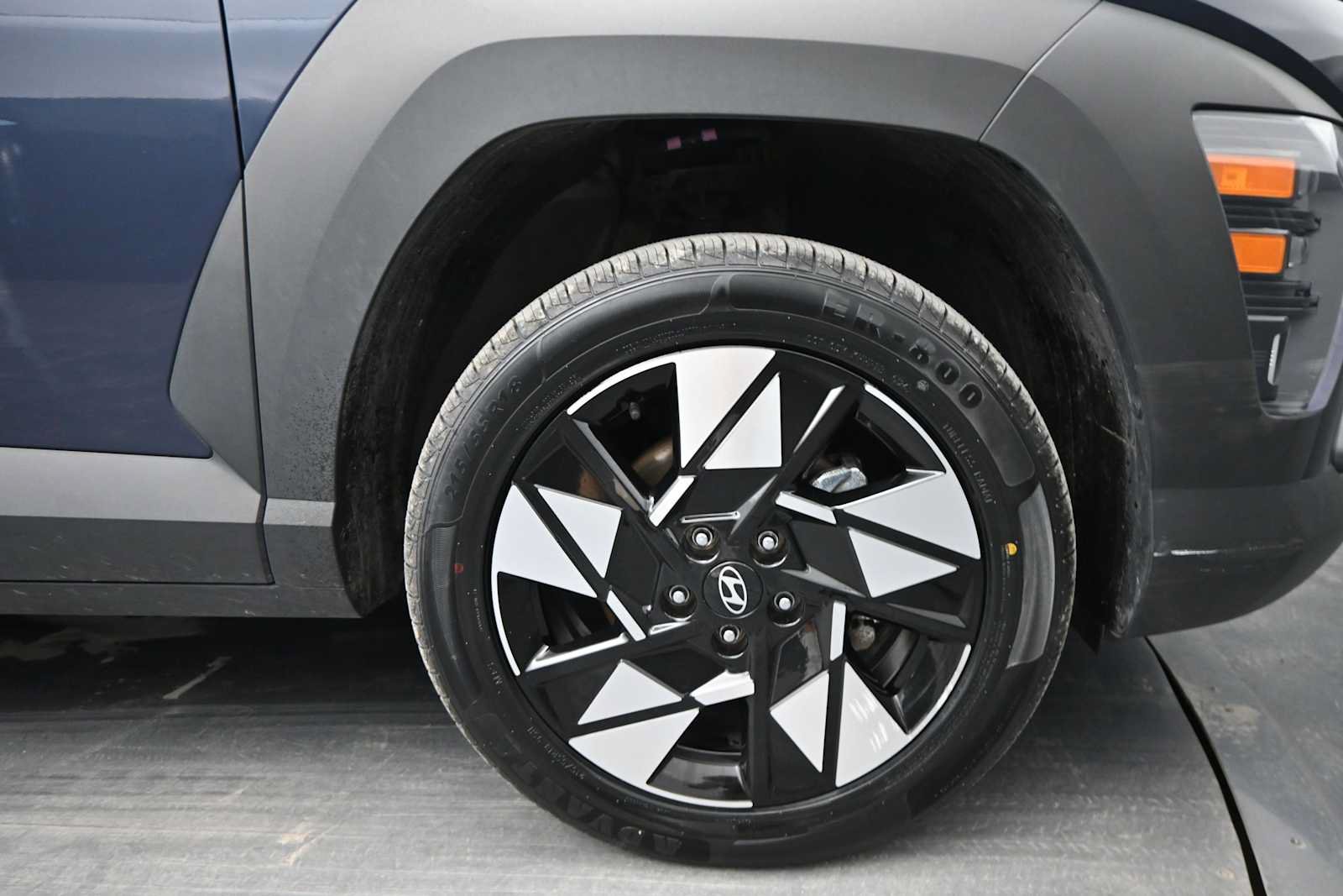 Used 2024 Hyundai Kona SEL AWD/4WD image 10