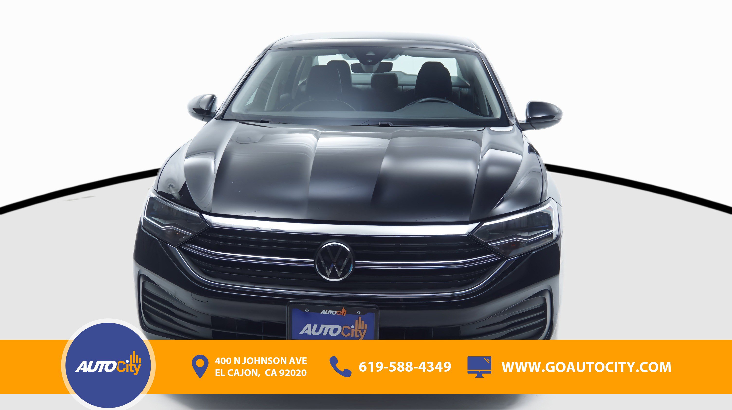 Used 2024 Volkswagen Jetta SE image 4