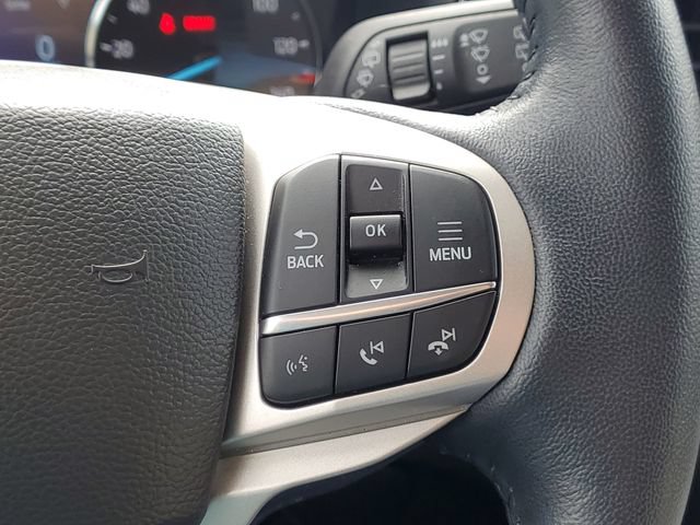 Used 2023 Ford Explorer XLT w/ Equipment Group 202A AWD/4WD image 18