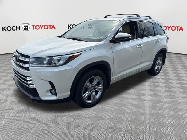 Used 2018 Toyota Highlander Limited image 3
