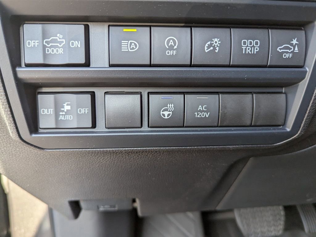 Used 2025 Toyota Tundra Platinum image 26