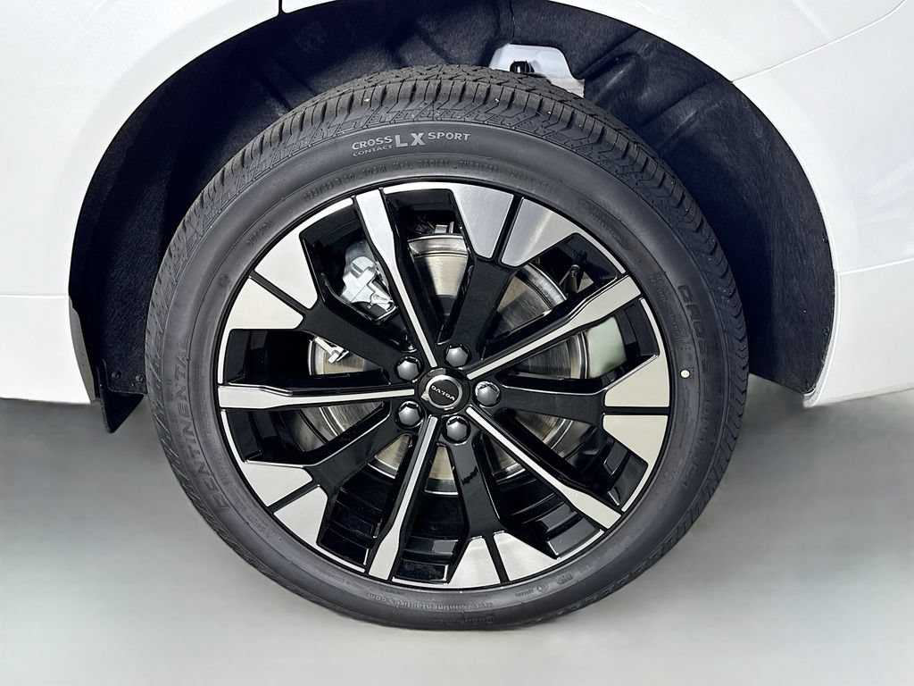 New 2026 Volvo XC60 T8 Plus w/ Protection Package Premier AWD/4WD image 30