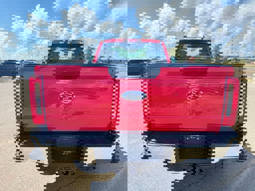 New 2026 Ford F350 XL w/ FX4 Off-Road Package image 14