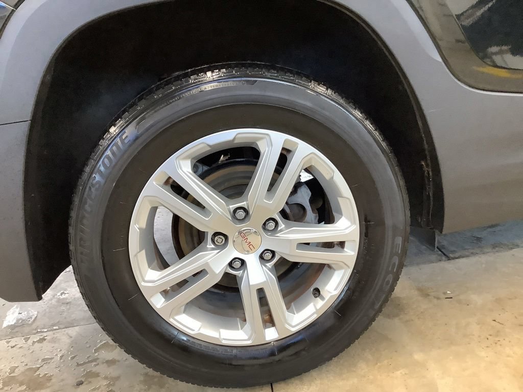 Used 2019 GMC Terrain SLE w/ LPO, Floor Liner Package FWD image 25
